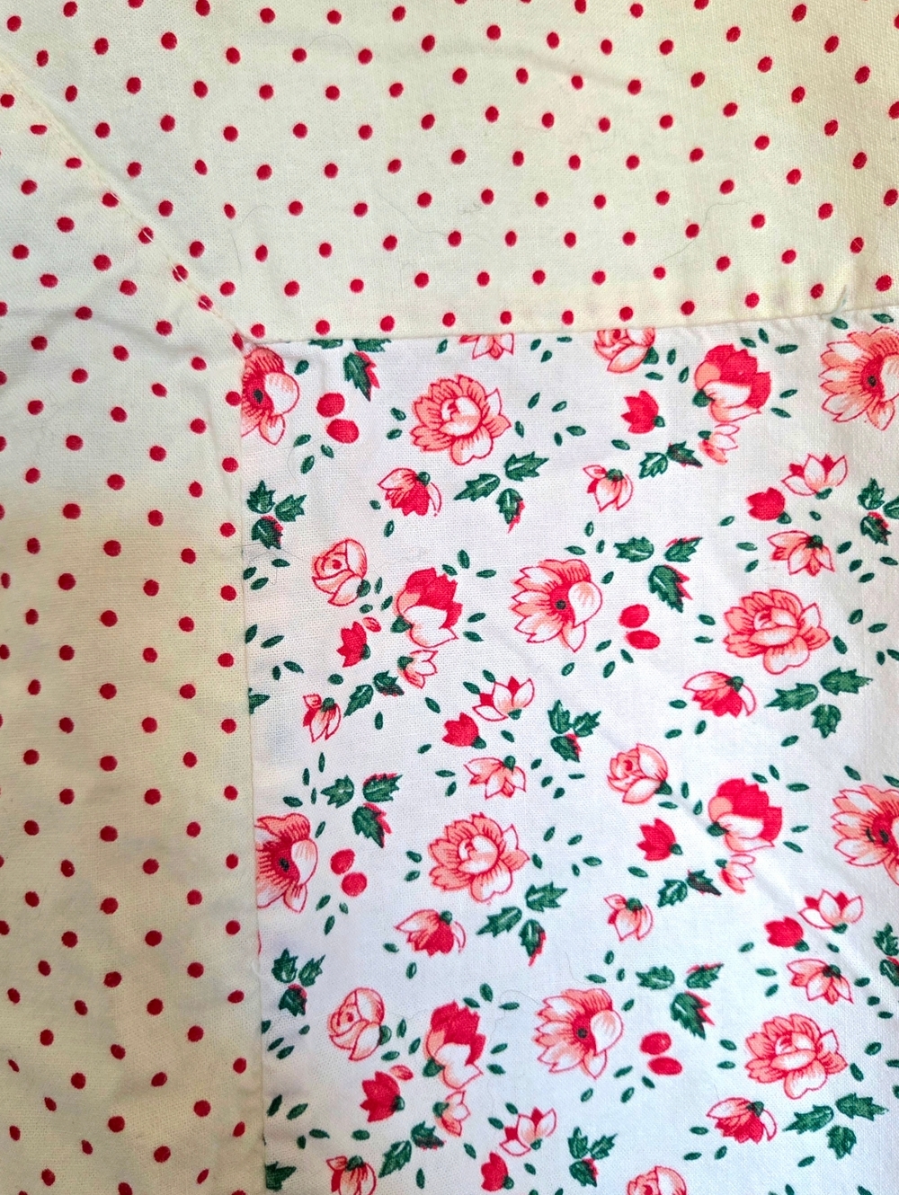 Vtg April Cornell Tablecloth JULY Floral Polkadot 48 X 56" Cotton Cottagecore - Picture 2 of 8